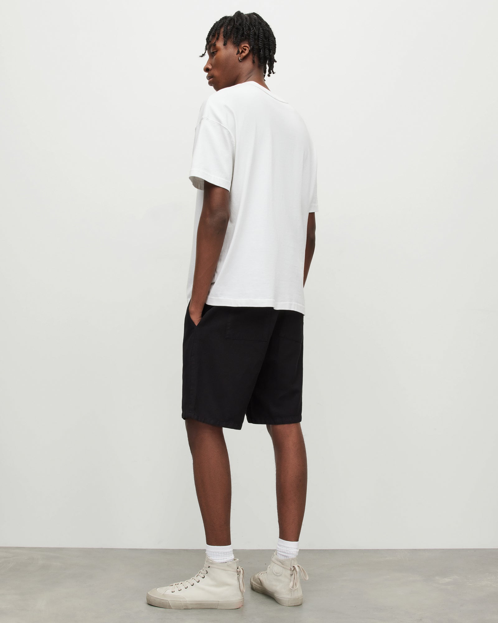 Hanbury Short - Image 6