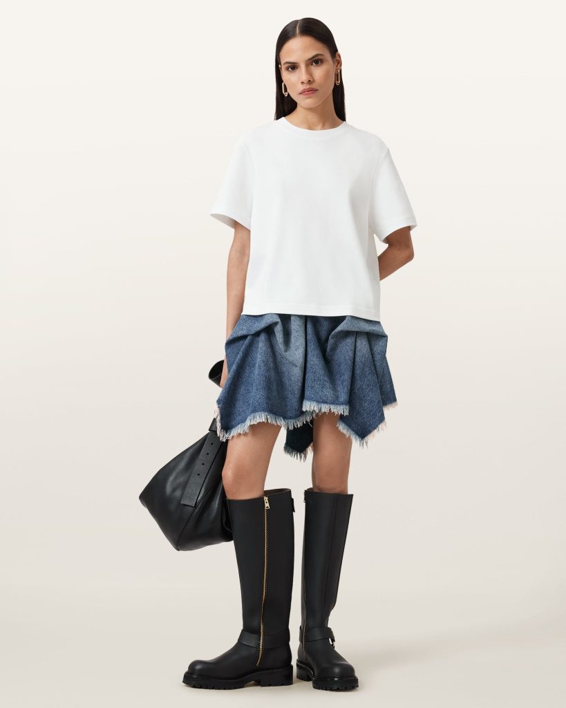 Lisa Tee